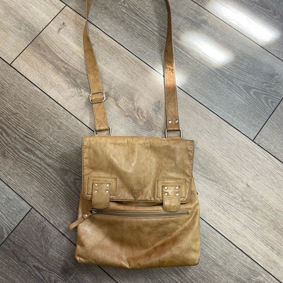Handbags - Vintage Leather Boho Satchel